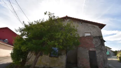 Semi-detached house on Fuentelapiedra Street photo 3