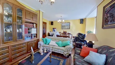Single-family home in Solares photo 11