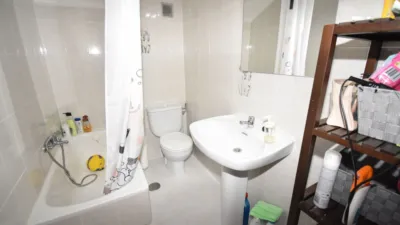 Top-floor apartment on Calle de la Salceda photo 17