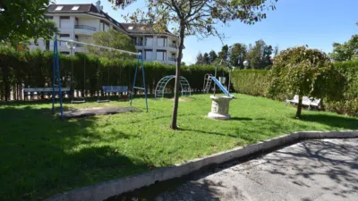 Top-floor apartment on Calle de la Salceda photo 3