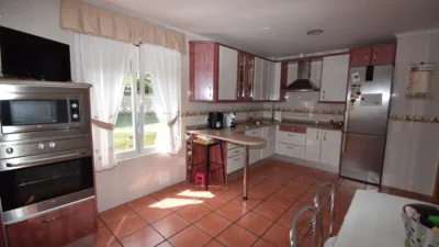 Detached house on Calle Ambrosero photo 9