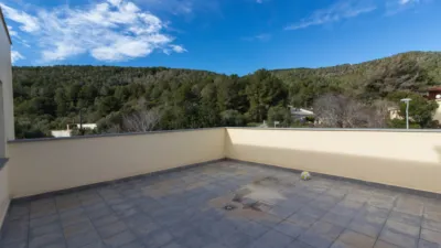 House on Carrer de la Ribera d'Ebre photo 40