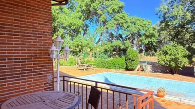 Semi-detached chalet in La Navata photo 6