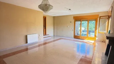 Semi-detached chalet in La Navata photo 5