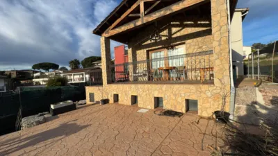 House for sale in Vilanova del Vallès photo 2