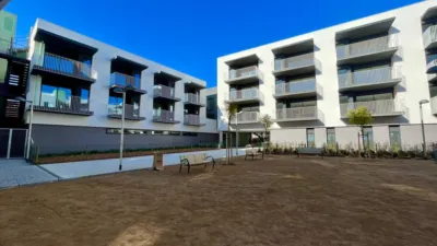 Piso en venta en Plaza Mª Mercè Marçal, Centre (Badalona) de 399.000 €