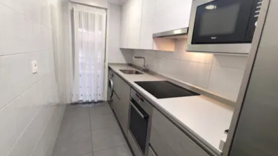 Piso en venta en Calle de Lope Isasti, 7, Erdialdea (Errenteria) de 285.000 €