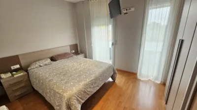 Duplex on Carrer del Llevant photo 17