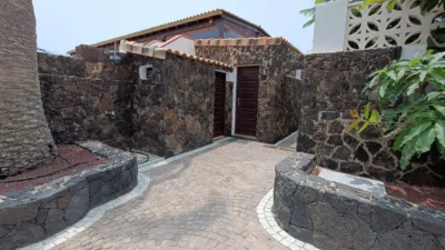 Villa for sale in Grandes Playas photo 18