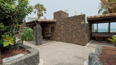 Villa for sale in Grandes Playas photo 22
