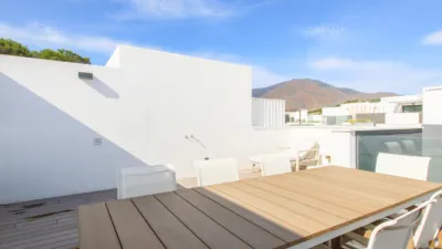 Semi-detached house in Guadalbon photo 5