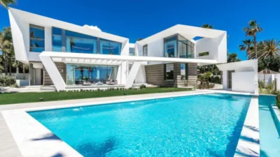 Casa en venta en los Monteros-Bahía de Marbella, Los Monteros-Bahía de Marbella (Distrito Las Chapas. Marbella) de 12.500.000 €