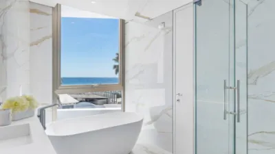 Casa en venta en los Monteros-Bahía de Marbella, Los Monteros-Bahía de Marbella (Distrito Las Chapas. Marbella) de 12.500.000 €