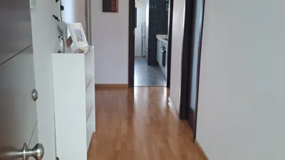 Piso en alquiler en Avenida de España, Arco Norte-Avenida de España (Distrito Zona Centro. Dos Hermanas) de 1.000 €<span>/mes</span>