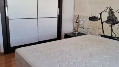 Piso en alquiler en Avenida de España, Arco Norte-Avenida de España (Distrito Zona Centro. Dos Hermanas) de 1.000 €<span>/mes</span>