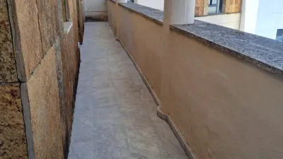 Piso en alquiler en Avenida de España, Arco Norte-Avenida de España (Distrito Zona Centro. Dos Hermanas) de 1.000 €<span>/mes</span>