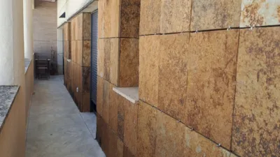 Piso en alquiler en Avenida de España, Arco Norte-Avenida de España (Distrito Zona Centro. Dos Hermanas) de 1.000 €<span>/mes</span>