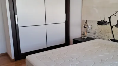 Piso en alquiler en Avenida de España, Arco Norte-Avenida de España (Distrito Zona Centro. Dos Hermanas) de 1.000 €<span>/mes</span>