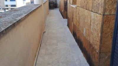 Piso en alquiler en Avenida de España, Arco Norte-Avenida de España (Distrito Zona Centro. Dos Hermanas) de 1.000 €<span>/mes</span>