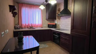 Casa en alquiler en Calle Leopoldo Alas 'Clarín', cerca de Calle Pío Baroja, Arco Norte-Avenida de España (Distrito Zona Centro. Dos Hermanas) de 1.200 €<span>/mes</span>