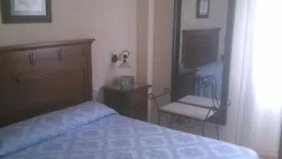 Piso en alquiler en Calle San Vicente de Paul, Zona Ronda de Triana-Cartuja (Distrito Triana. Sevilla Capital) de 1.050 €<span>/mes</span>