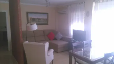 Piso en alquiler en Calle San Vicente de Paul, Zona Ronda de Triana-Cartuja (Distrito Triana. Sevilla Capital) de 1.050 €<span>/mes</span>