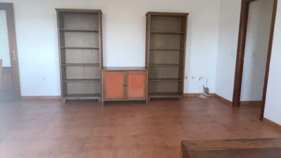 Piso en alquiler en Avenida de Adolfo Suárez, Arco Norte-Avenida de España (Distrito Zona Centro. Dos Hermanas) de 950 €<span>/mes</span>