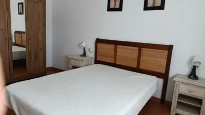 Piso en alquiler en Avenida de Adolfo Suárez, Arco Norte-Avenida de España (Distrito Zona Centro. Dos Hermanas) de 950 €<span>/mes</span>