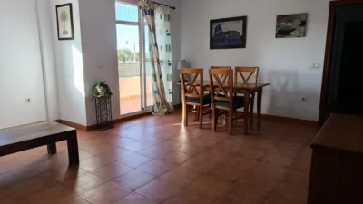 Piso en alquiler en Avenida de Adolfo Suárez, Arco Norte-Avenida de España (Distrito Zona Centro. Dos Hermanas) de 950 €<span>/mes</span>