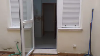 Piso en alquiler en Calle de Santa María Magdalena, cerca de Calle de la Botica, Centro-Doña Mercedes (Distrito Zona Centro. Dos Hermanas) de 900 €<span>/mes</span>