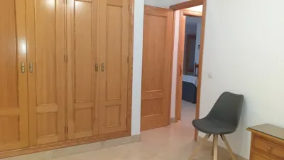 Piso en alquiler en Calle de Santa María Magdalena, cerca de Calle de la Botica, Centro-Doña Mercedes (Distrito Zona Centro. Dos Hermanas) de 900 €<span>/mes</span>