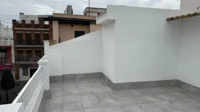 Piso en alquiler en Centro-Doña Mercedes, Centro-Doña Mercedes (Distrito Zona Centro. Dos Hermanas) de 1.100 €<span>/mes</span>