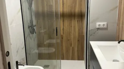Piso en alquiler en Centro-Doña Mercedes, Centro-Doña Mercedes (Distrito Zona Centro. Dos Hermanas) de 1.100 €<span>/mes</span>