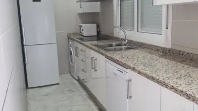 Piso en alquiler en Arenal-La Pólvora, Arenal-La Pólvora (Distrito Zona Centro. Dos Hermanas) de 850 €<span>/mes</span>