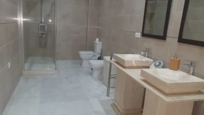 Piso en alquiler en Arenal-La Pólvora, Arenal-La Pólvora (Distrito Zona Centro. Dos Hermanas) de 850 €<span>/mes</span>