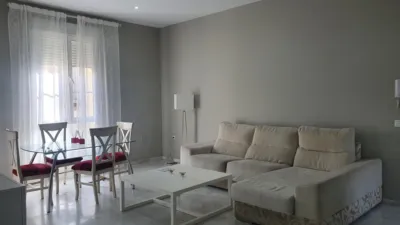 Piso en alquiler en Arenal-La Pólvora, Arenal-La Pólvora (Distrito Zona Centro. Dos Hermanas) de 850 €<span>/mes</span>