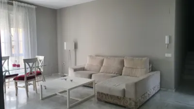 Piso en alquiler en Arenal-La Pólvora, Arenal-La Pólvora (Distrito Zona Centro. Dos Hermanas) de 850 €<span>/mes</span>