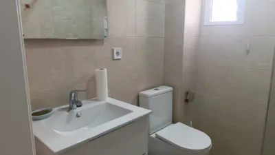 Piso en alquiler en Calle Canónigo, cerca de Calle de San Francisco, Centro-Doña Mercedes (Distrito Zona Centro. Dos Hermanas) de 1.000 €<span>/mes</span>