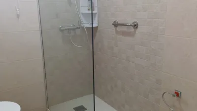 Piso en alquiler en Calle Canónigo, cerca de Calle de San Francisco, Centro-Doña Mercedes (Distrito Zona Centro. Dos Hermanas) de 1.000 €<span>/mes</span>