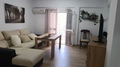 Piso en alquiler en Calle Canónigo, cerca de Calle de San Francisco, Centro-Doña Mercedes (Distrito Zona Centro. Dos Hermanas) de 1.000 €<span>/mes</span>