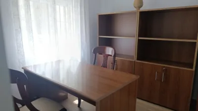 Piso en alquiler en Calle Canónigo, cerca de Calle de San Francisco, Centro-Doña Mercedes (Distrito Zona Centro. Dos Hermanas) de 1.000 €<span>/mes</span>