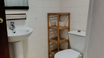 Piso en alquiler en Plaza de España, Centro-Doña Mercedes (Distrito Zona Centro. Dos Hermanas) de 850 €<span>/mes</span>