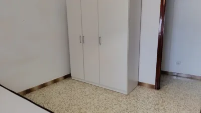 Piso en alquiler en Plaza de España, Centro-Doña Mercedes (Distrito Zona Centro. Dos Hermanas) de 850 €<span>/mes</span>