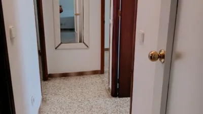 Piso en alquiler en Plaza de España, Centro-Doña Mercedes (Distrito Zona Centro. Dos Hermanas) de 850 €<span>/mes</span>