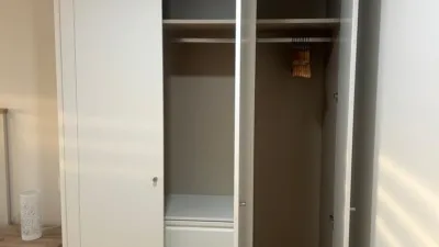 Piso en alquiler en Avenida Felipe González Márquez, Entrenúcleos (Dos Hermanas) de 1.300 €<span>/mes</span>