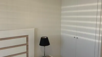 Piso en alquiler en Avenida Felipe González Márquez, Entrenúcleos (Dos Hermanas) de 1.300 €<span>/mes</span>