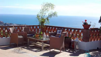 Chalet en venta en Camino Real a Motril, Casco Urbano (Almuñécar) de 600.000 €