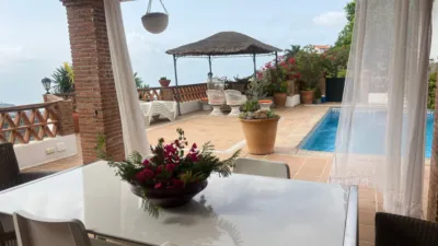 Chalet en venta en Camino Real a Motril, Casco Urbano (Almuñécar) de 600.000 €