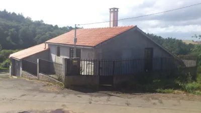 House on Castro de Cabras Street photo 2