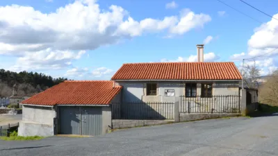House on Castro de Cabras Street photo 3